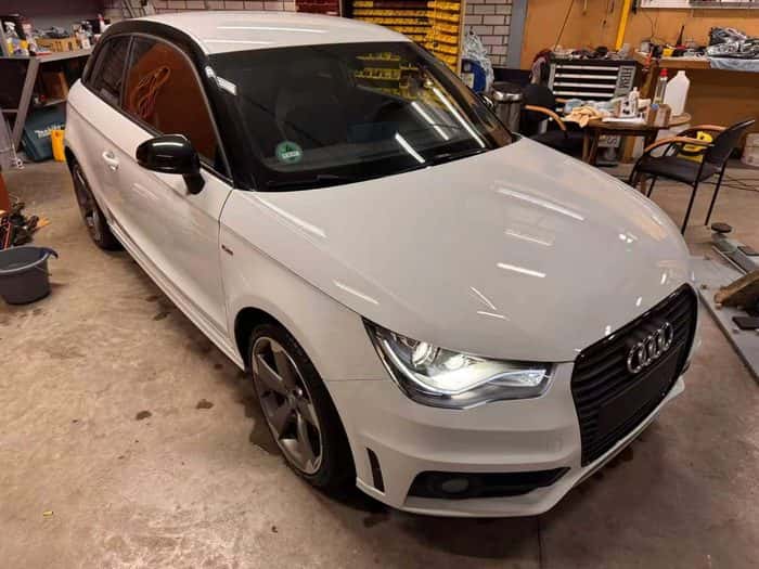 Customer install: Audi A1