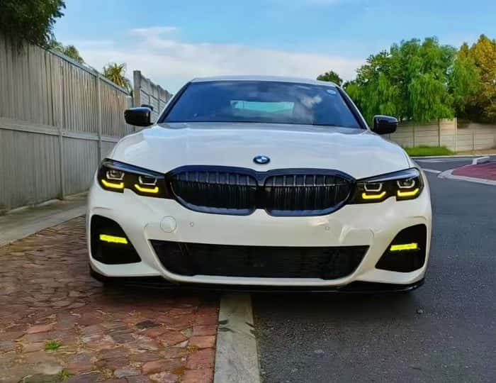 Customer install: white BMW G20