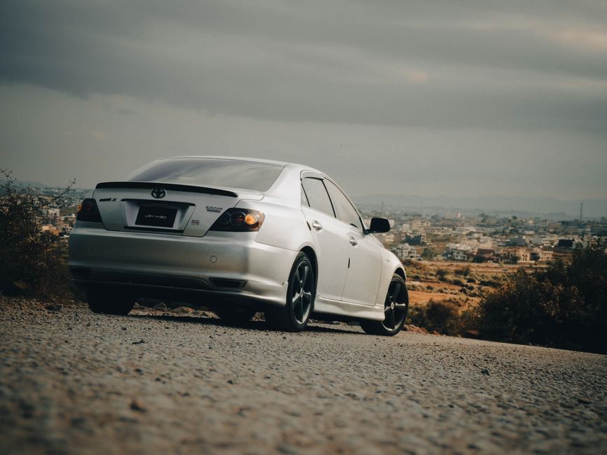Toyota Reiz DRL Not Working? How to Fix Faded or Dead Daytime Running Lights (2005-2017)