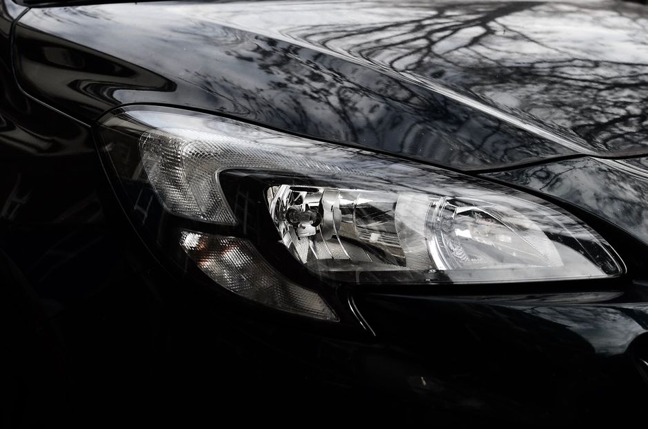 Wholesale Headlamp Parts: A Complete Buyer's Guide for Dealers and Workshops